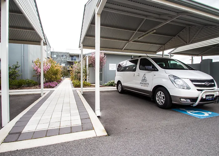 Airport Apartments By Vetroblu